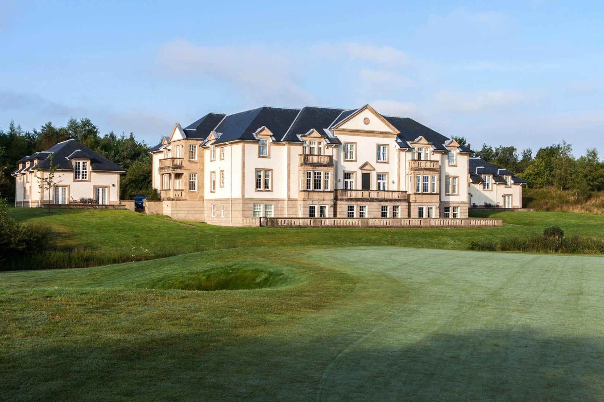 Cameron House On Loch Lomond Александрия Екстериор снимка The clubhouse at the 2007 Open Championship